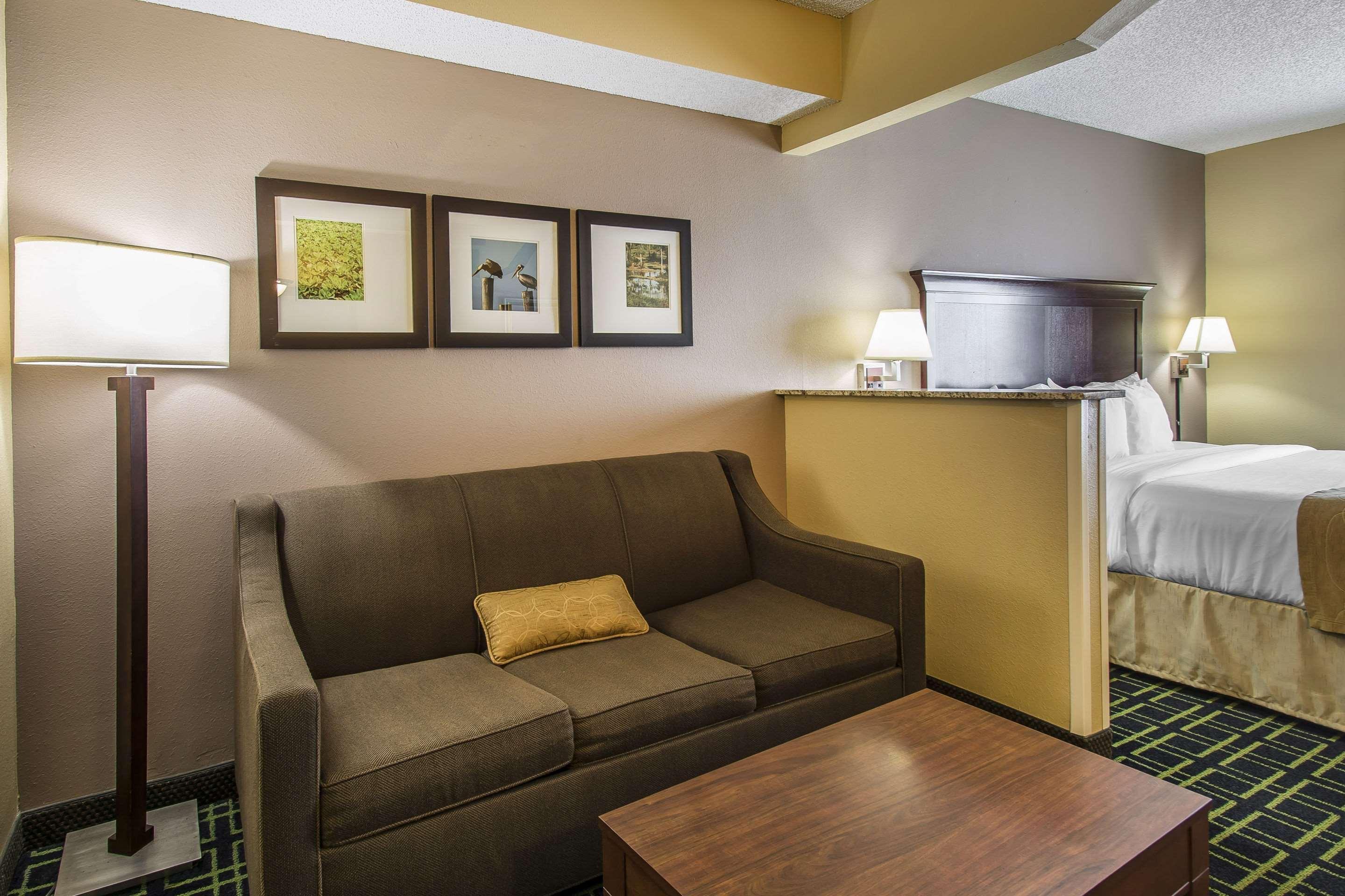 Comfort Suites Sawgrass Tamarac Exterior photo
